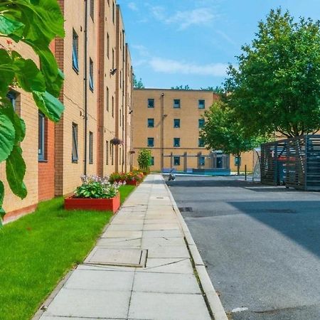 Homely Private Bedrooms At Oxford Court In Manchester Exterior photo