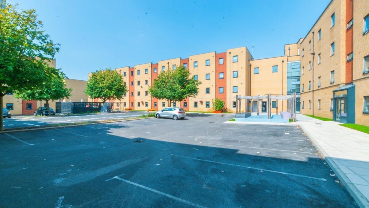 Homely Private Bedrooms At Oxford Court In Manchester Exterior photo